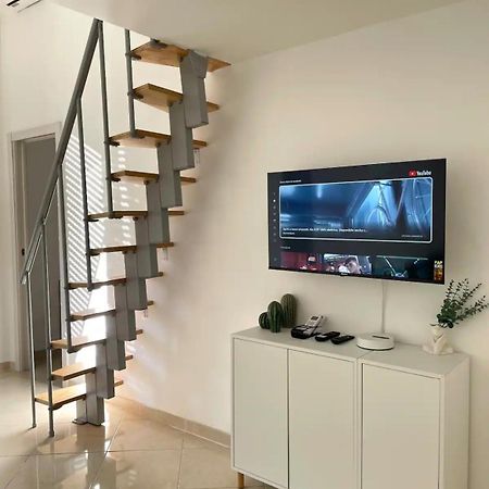 Veridia House 15 Min Metro Dal Duomo Milano Ngoại thất bức ảnh